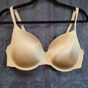 La Senza Full Coverage Beige Sheen Bra 38D